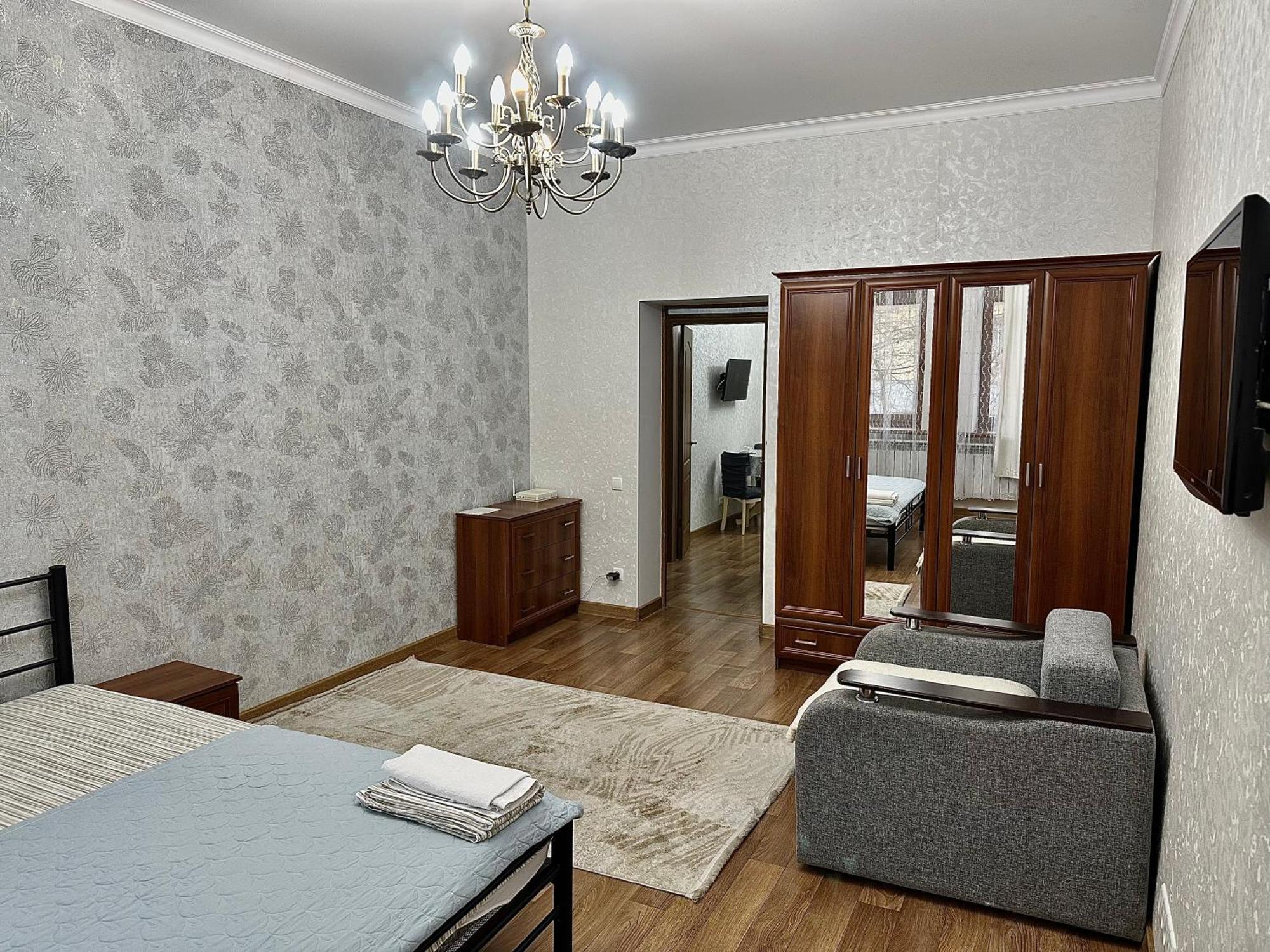 Майлина 10 Аэропорт Apartment Turksib ภายนอก รูปภาพ